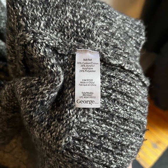 George | Cardigan - Picture 8 of 11